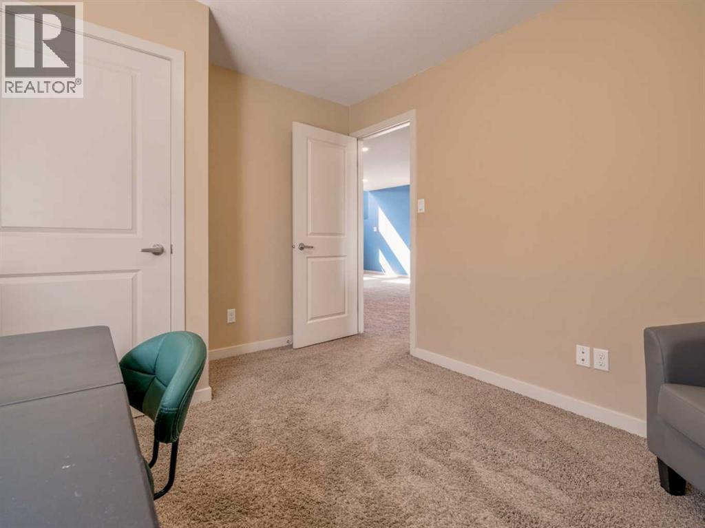 889 Jessie McLeay Road N - 39