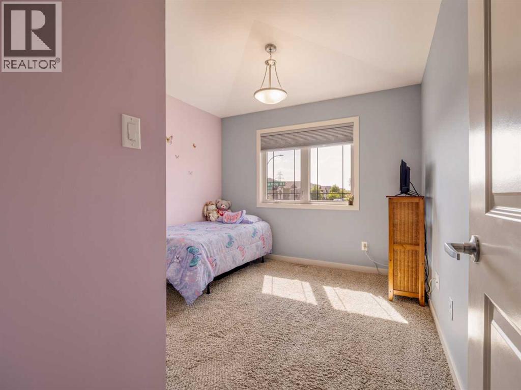 889 Jessie McLeay Road N - 27