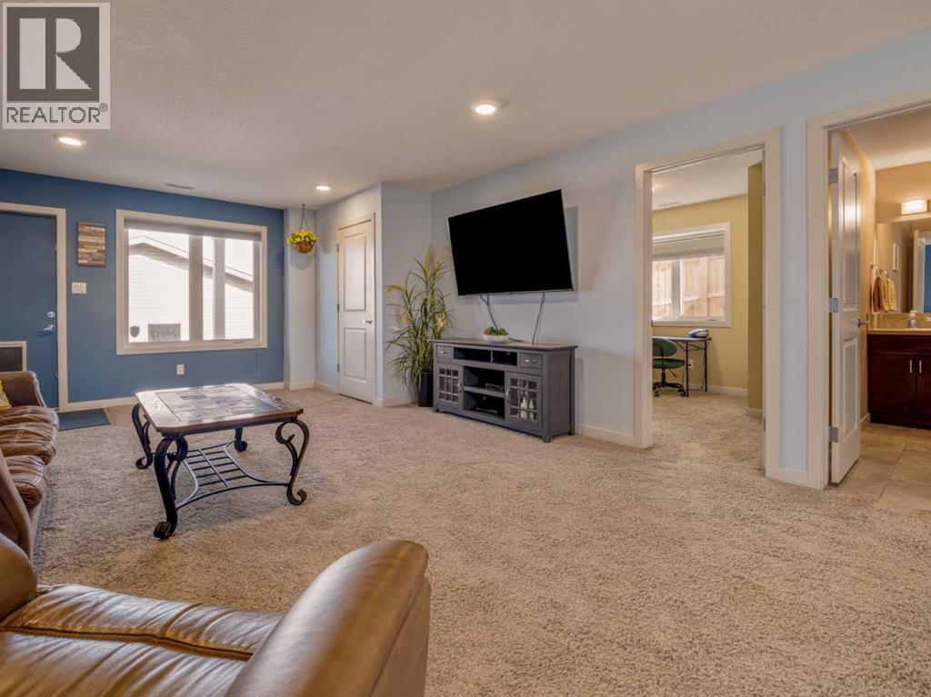 889 Jessie McLeay Road N - 33