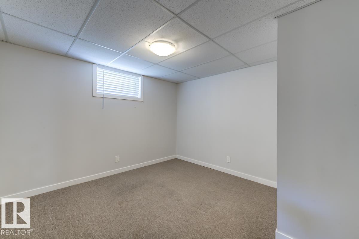 8511 64 AV NW - 37