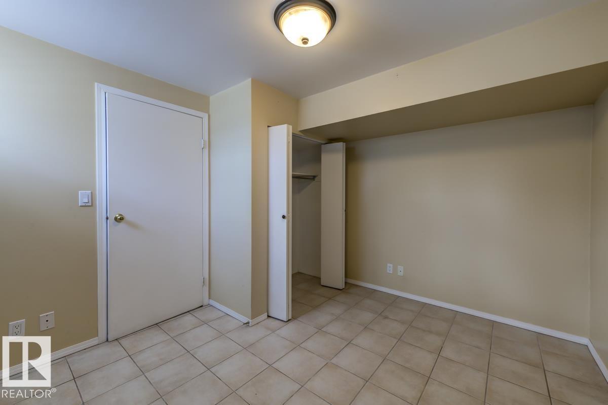 8511 64 AV NW - 43
