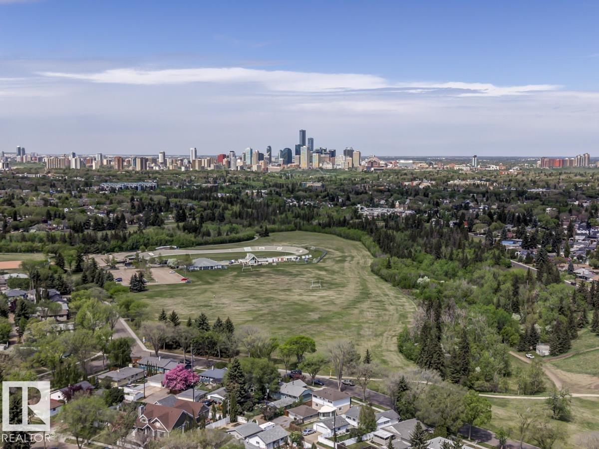 8511 64 AV NW - 56