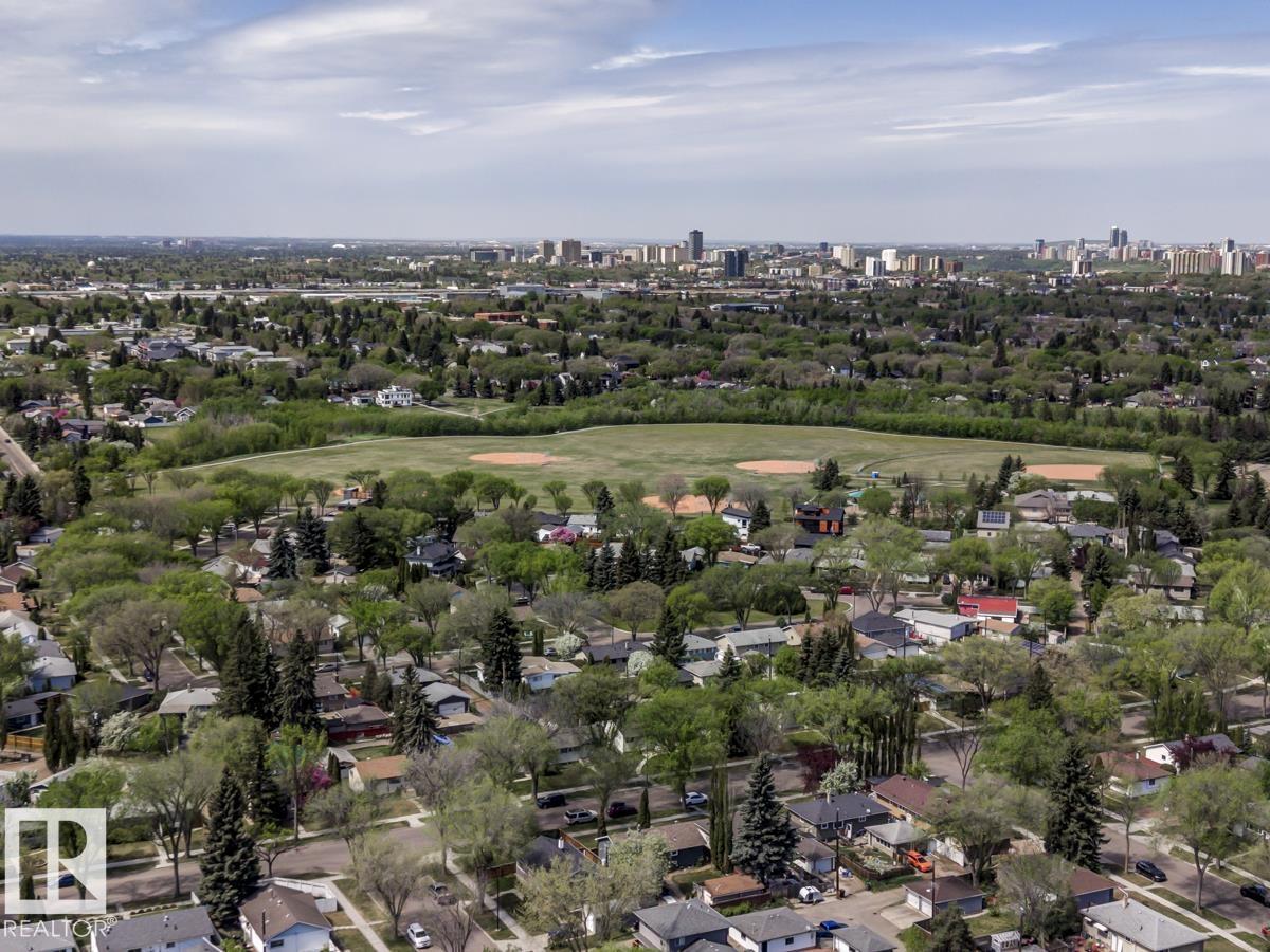 8511 64 AV NW - 57