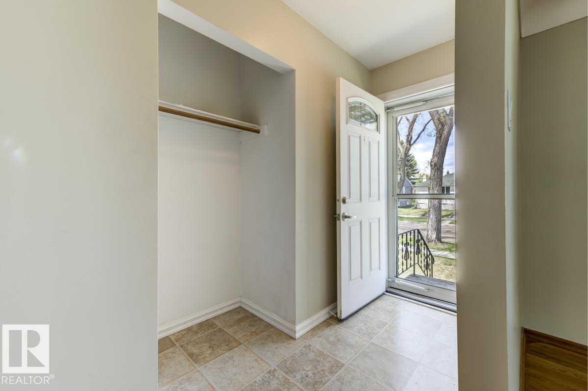 8511 64 AV NW - 8