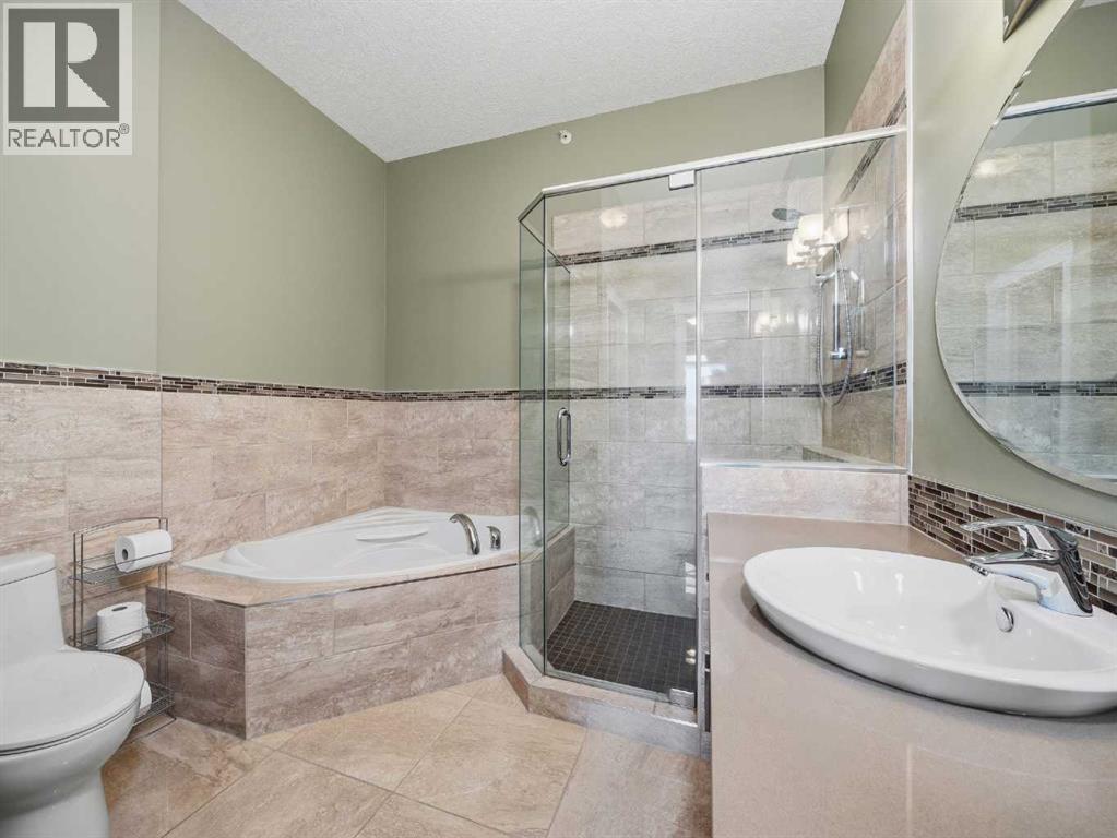 #7407 14 Hemlock Crescent SW - 16