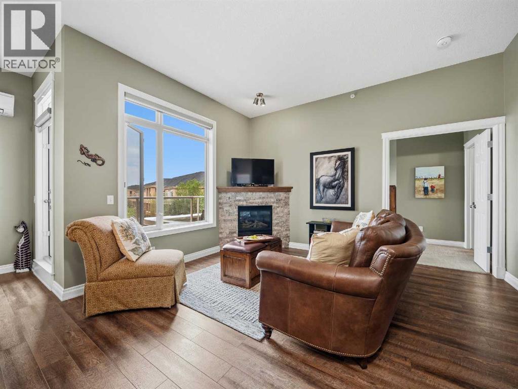#7407 14 Hemlock Crescent SW - 11