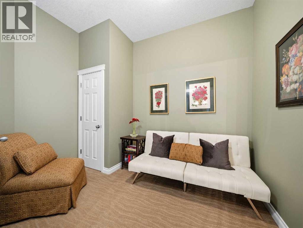 #7407 14 Hemlock Crescent SW - 21
