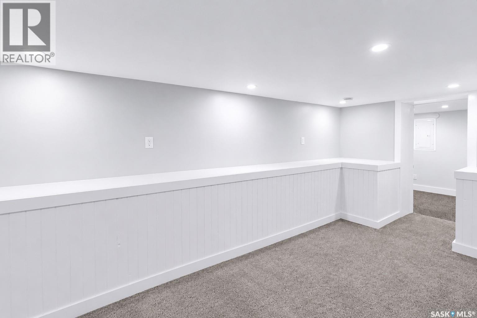 529 20th STREET E - 23