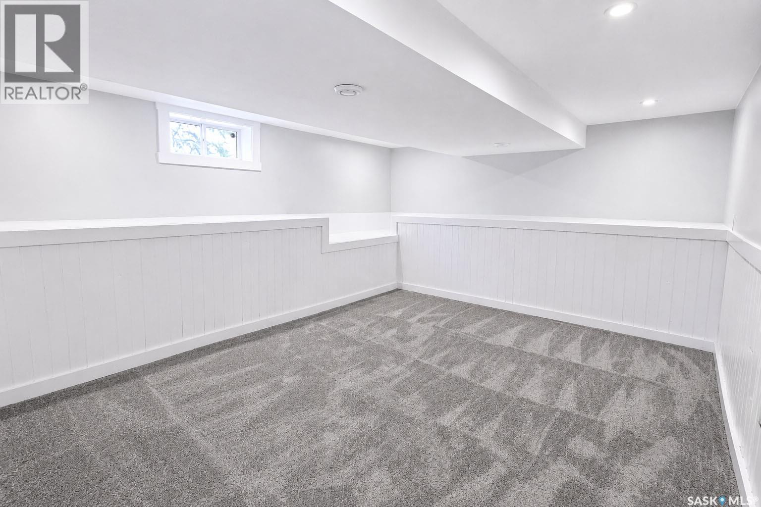 529 20th STREET E - 24