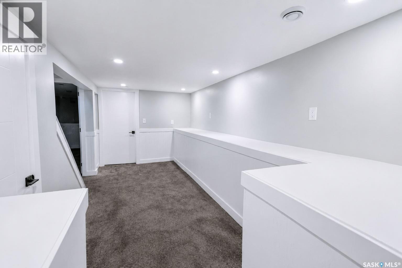 529 20th STREET E - 25