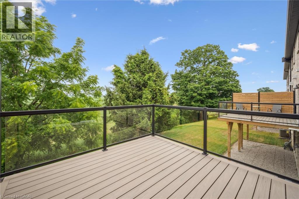 58 WALKER Road - 29