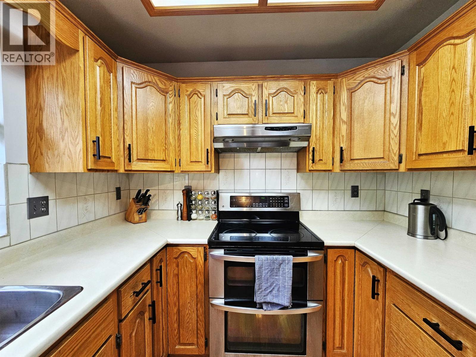 3750 JAMES DRIVE - 21