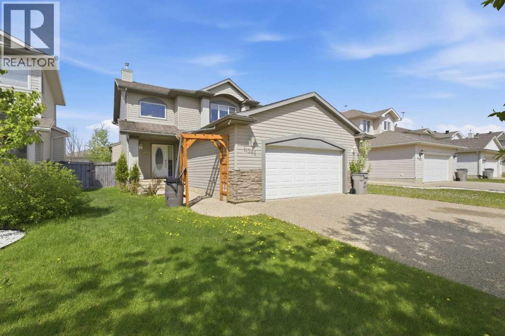 11366 81 Avenue - 48