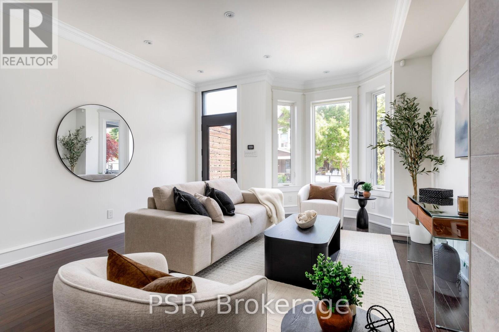 38 WYNDHAM STREET - 3
