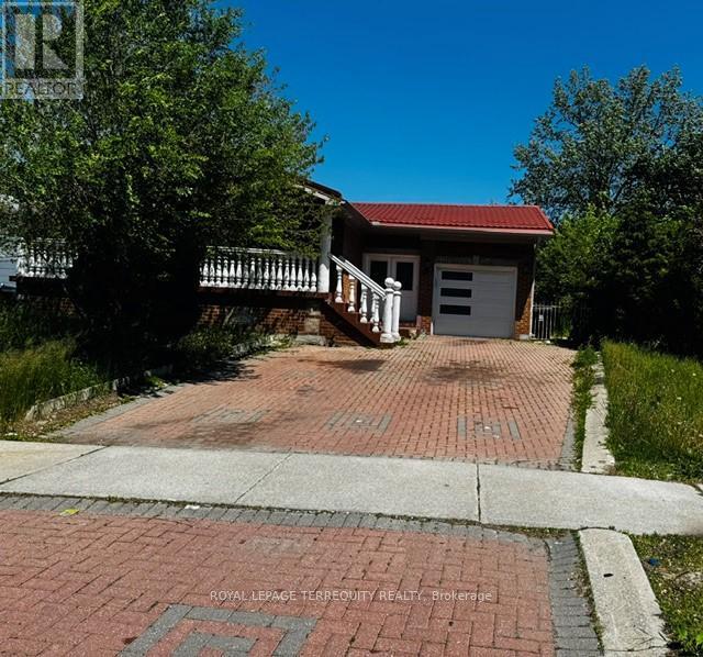 46 ORPINGTON CRESCENT - 1