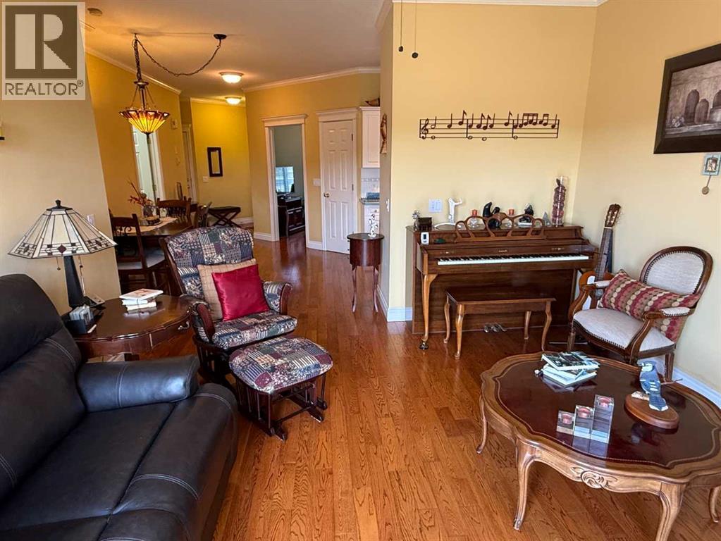 23 Skyline Crescent Crescent W - 9