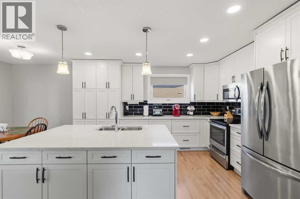 116 ROYAL Gardens, Fort McMurray