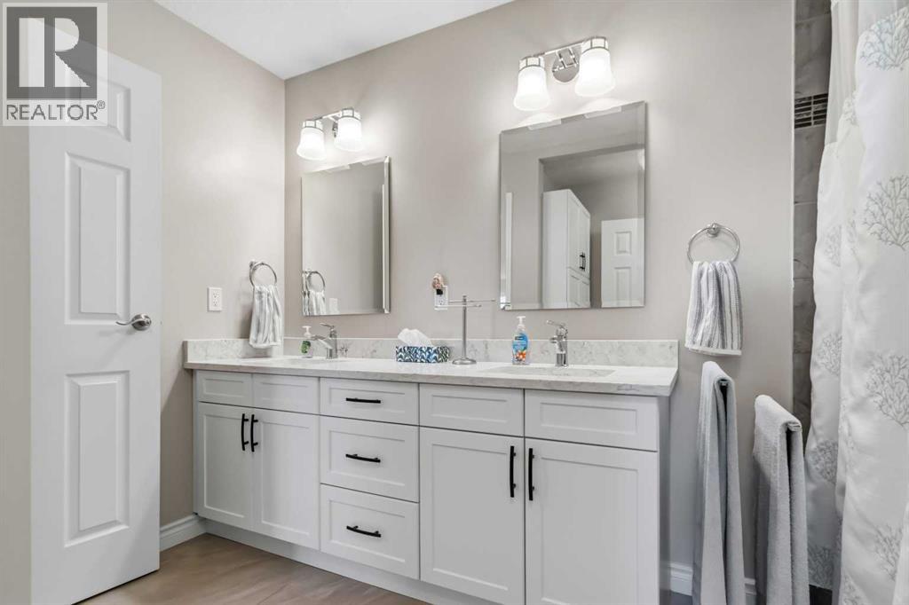 116 ROYAL Gardens, Fort McMurray