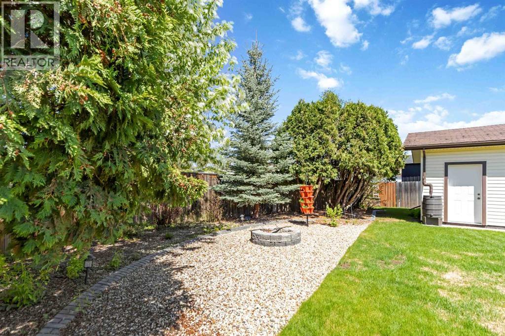 116 ROYAL Gardens, Fort McMurray