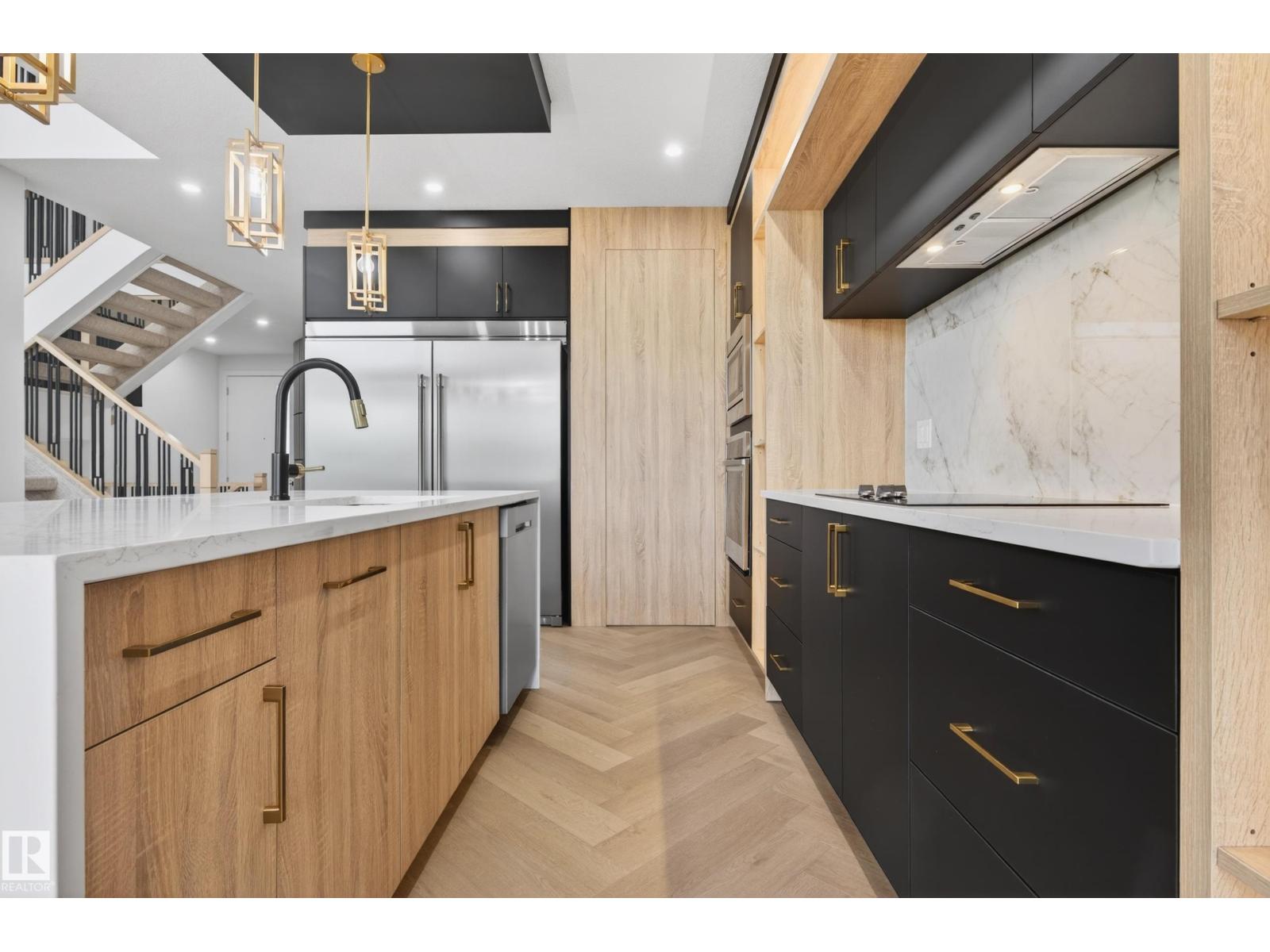 431 172 AV NW NW - 10