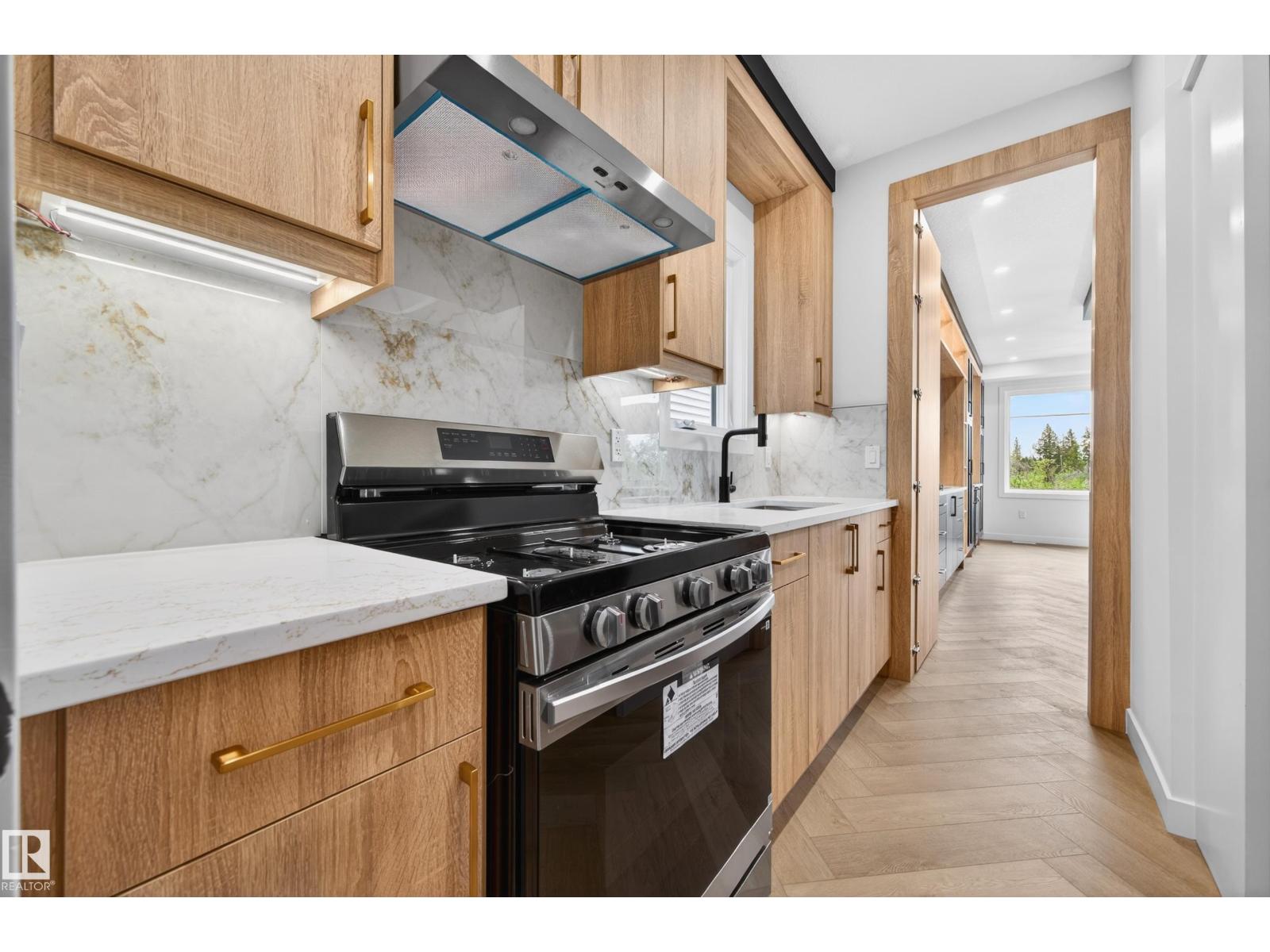 431 172 AV NW NW - 22