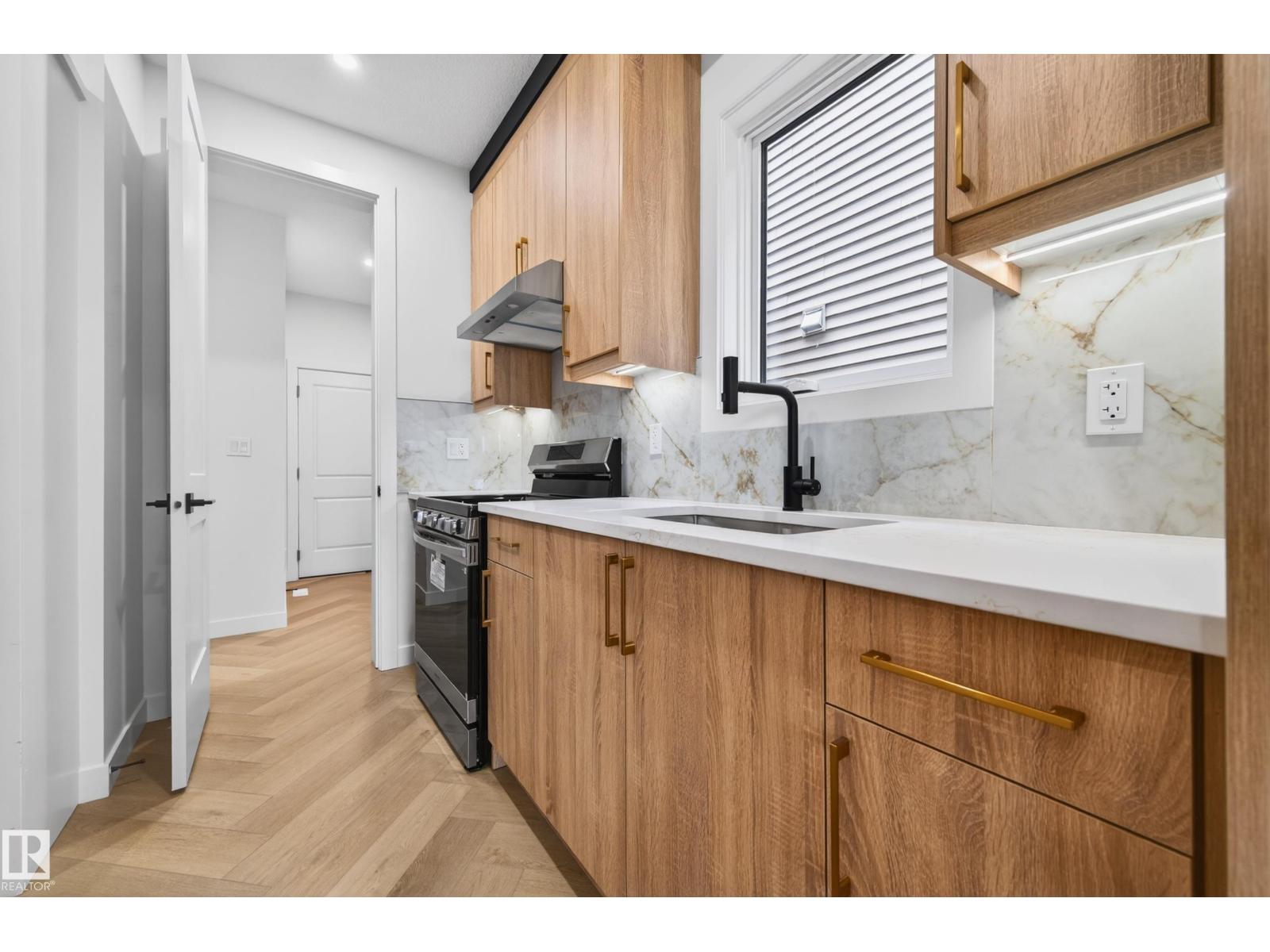 431 172 AV NW NW - 24