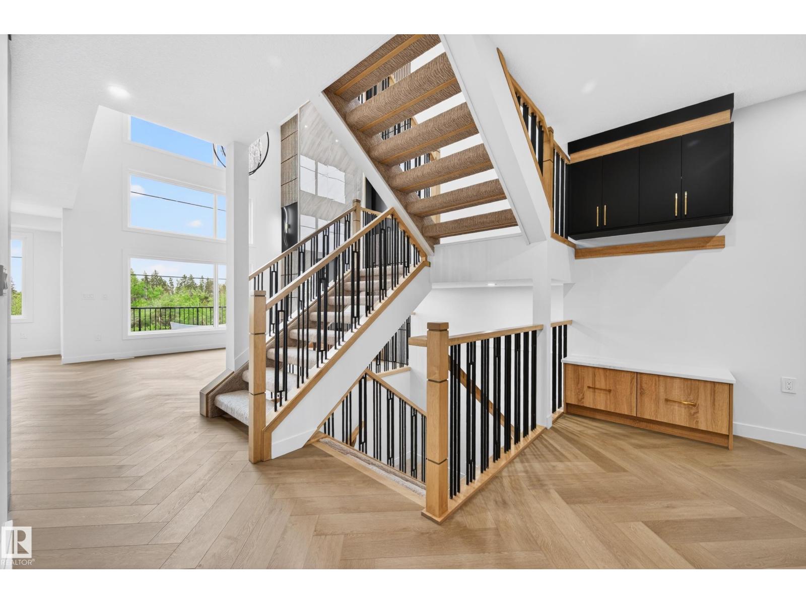 431 172 AV NW NW - 4