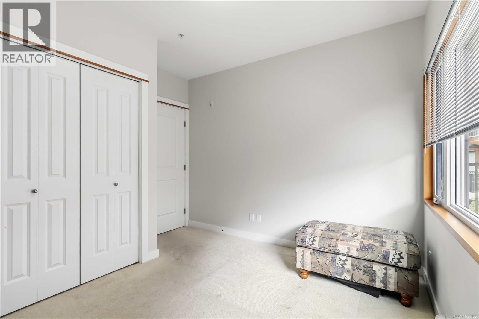 #207 150 Nursery Hill Dr - 24