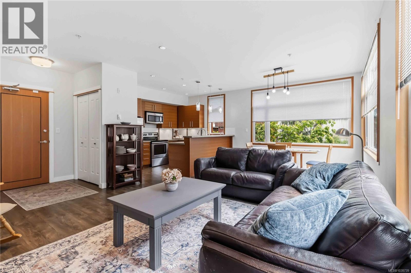 #207 150 Nursery Hill Dr - 6