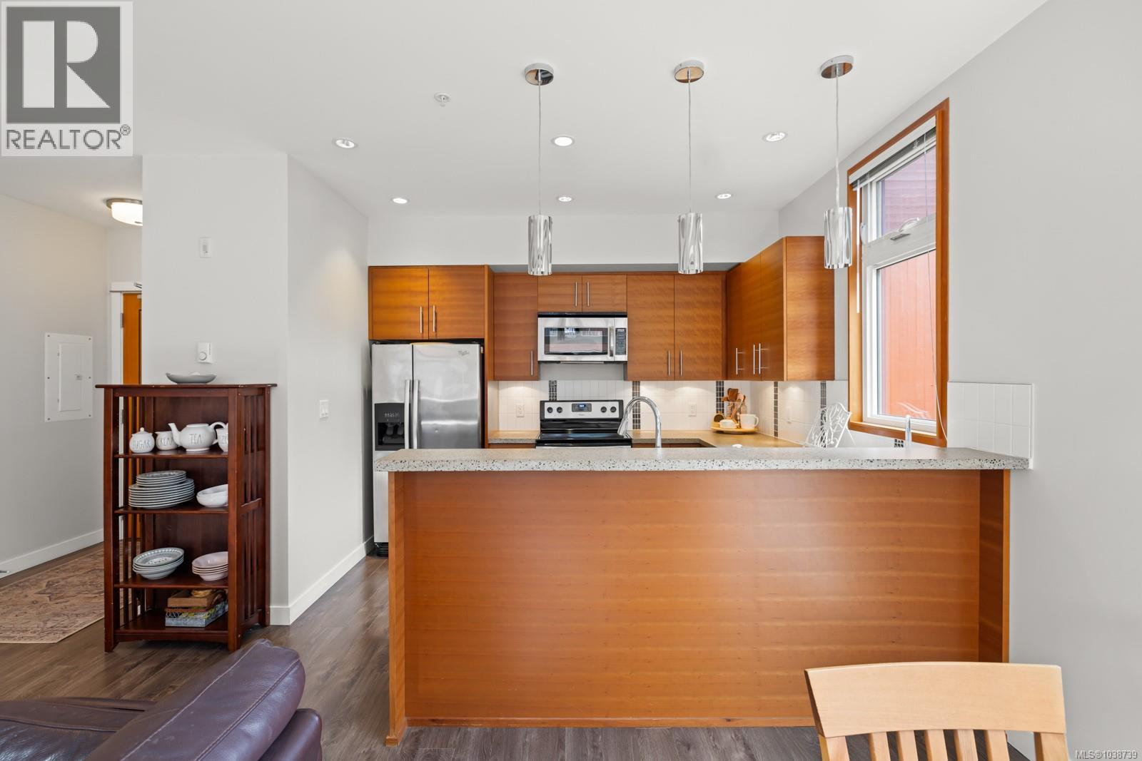 #207 150 Nursery Hill Dr - 9