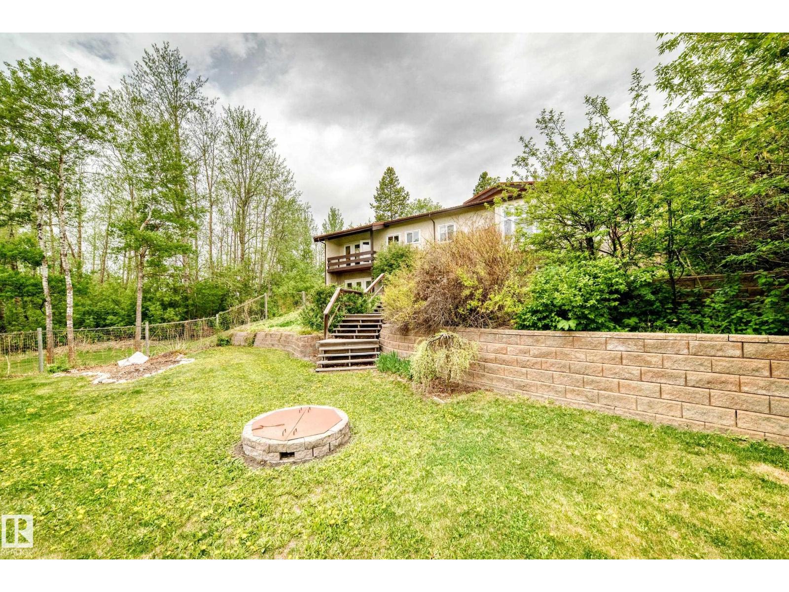 #85 52310 RGE ROAD 232 - 56