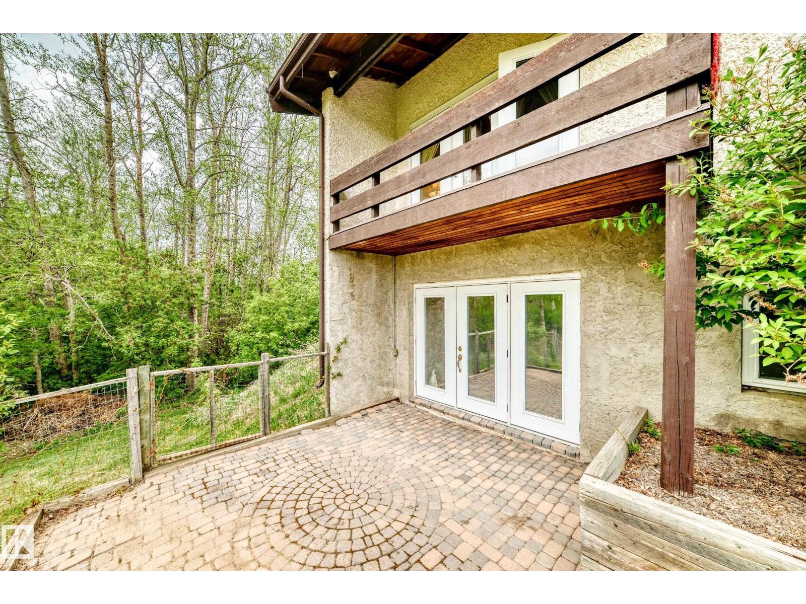 #85 52310 RGE ROAD 232 - 49