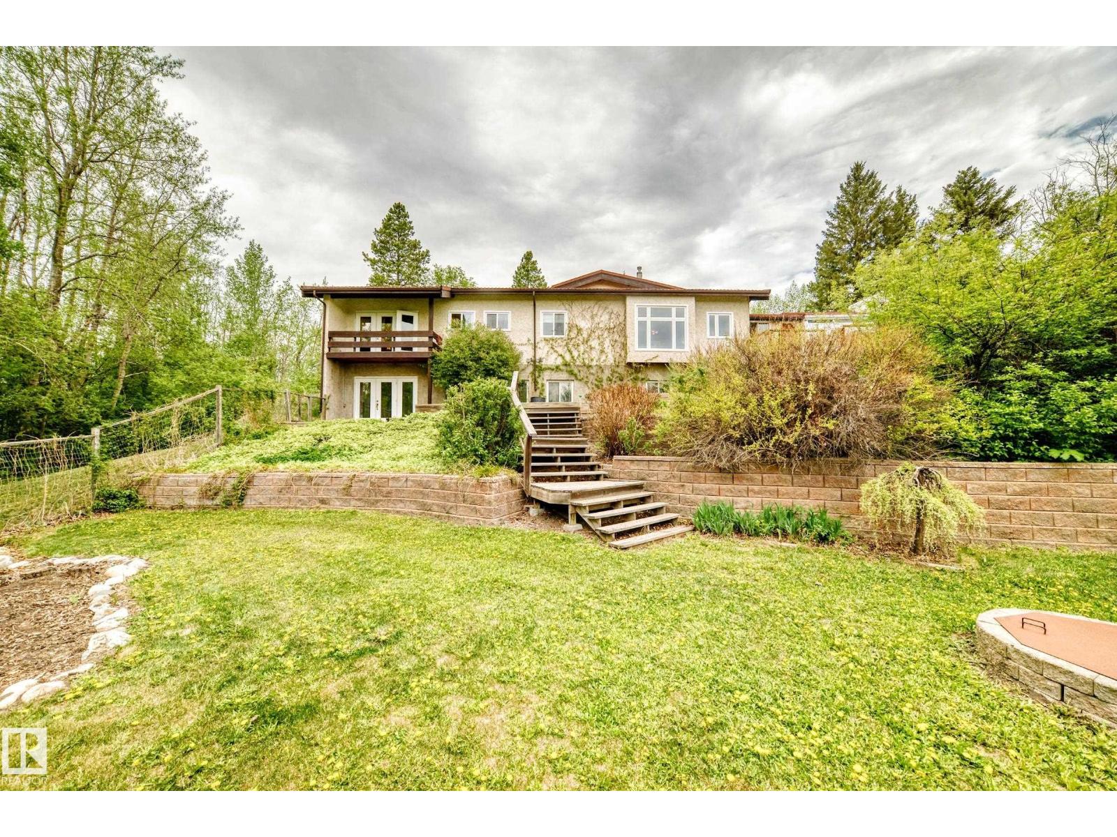 #85 52310 RGE ROAD 232 - 55