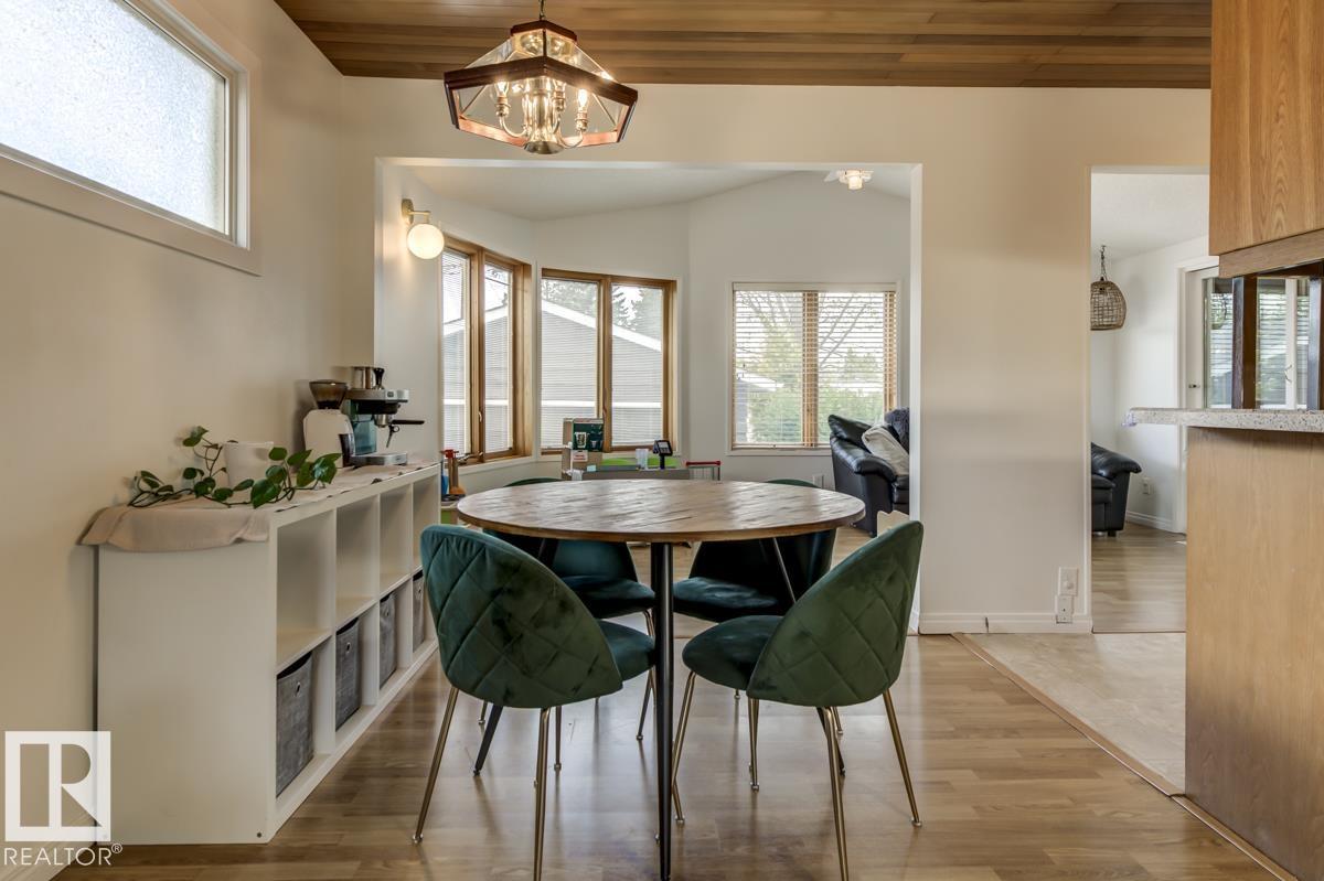 4024 121 ST NW - 17