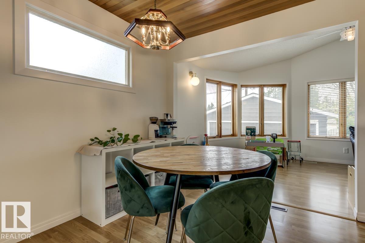 4024 121 ST NW - 18