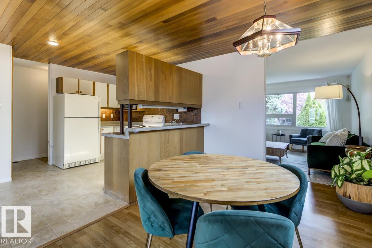 4024 121 ST NW - 21