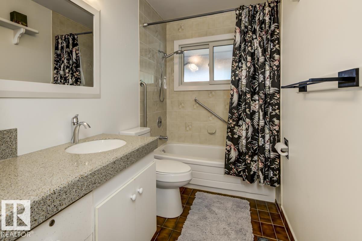4024 121 ST NW - 39