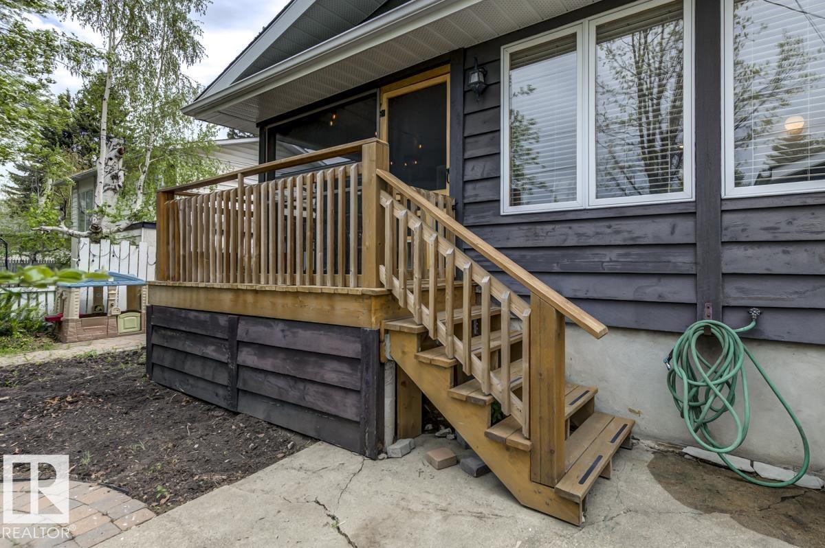 4024 121 ST NW - 55