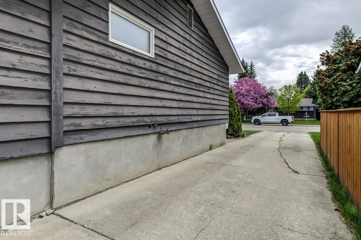 4024 121 ST NW - 58