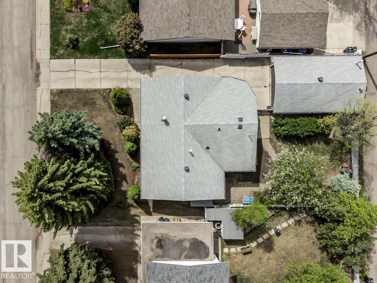 4024 121 ST NW - 68