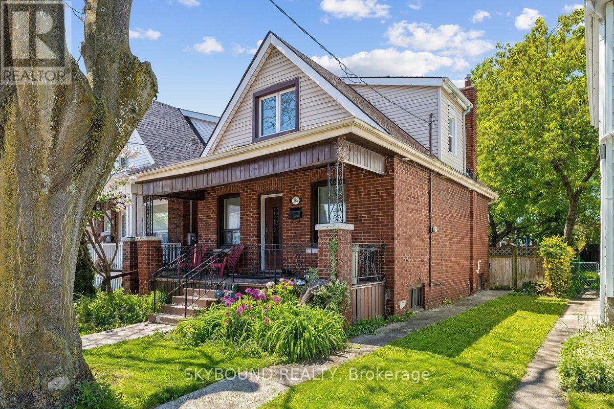 165 PALING AVENUE - 1