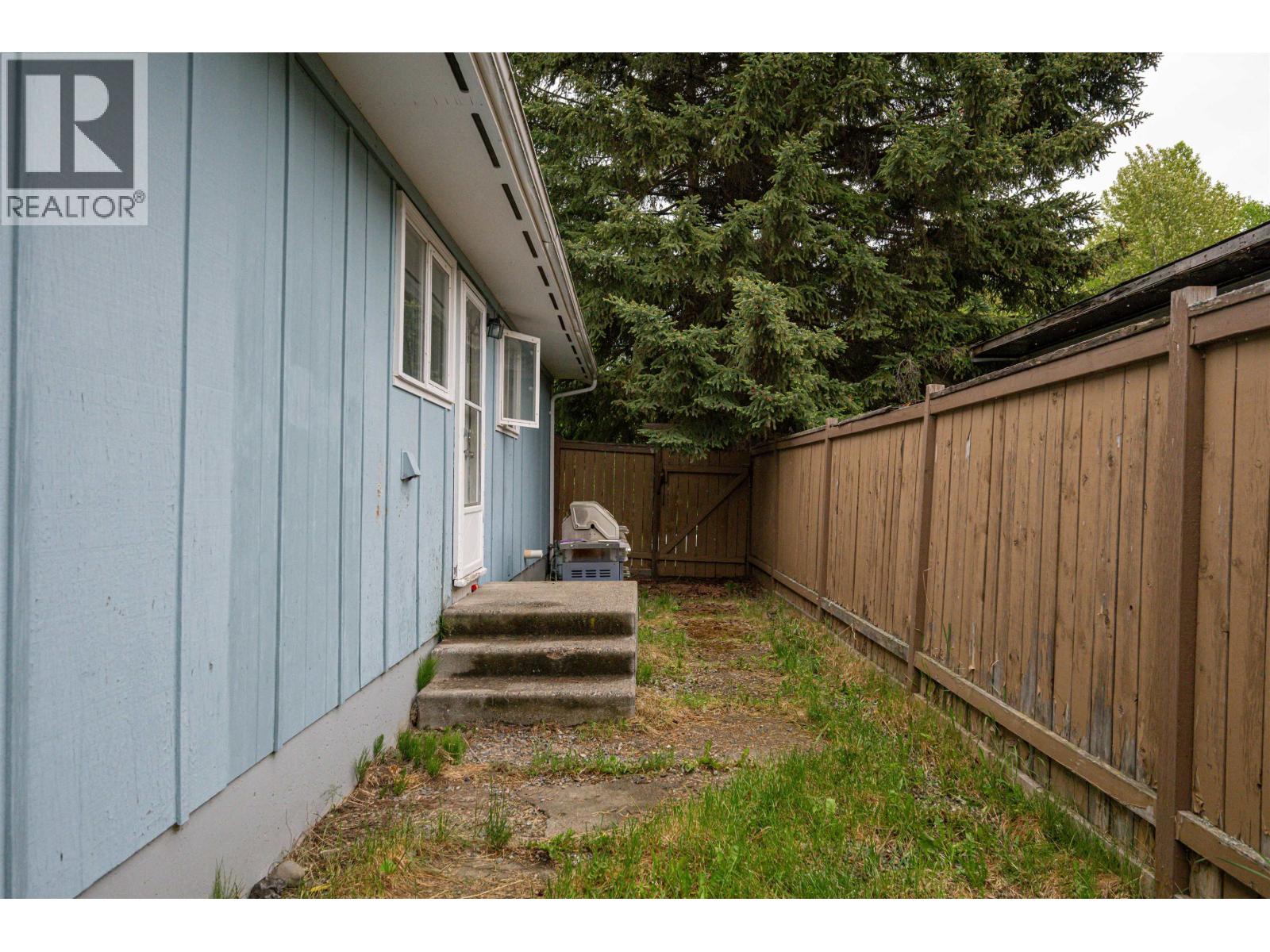 2145 AINTREE DRIVE - 6
