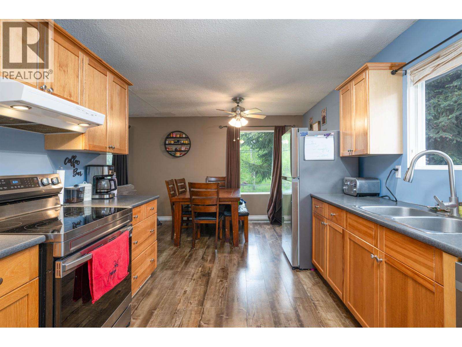 2145 AINTREE DRIVE - 20