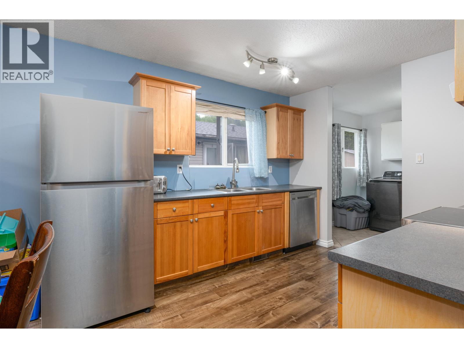 2145 AINTREE DRIVE - 18