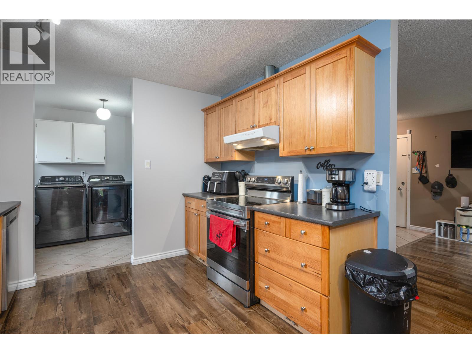 2145 AINTREE DRIVE - 19