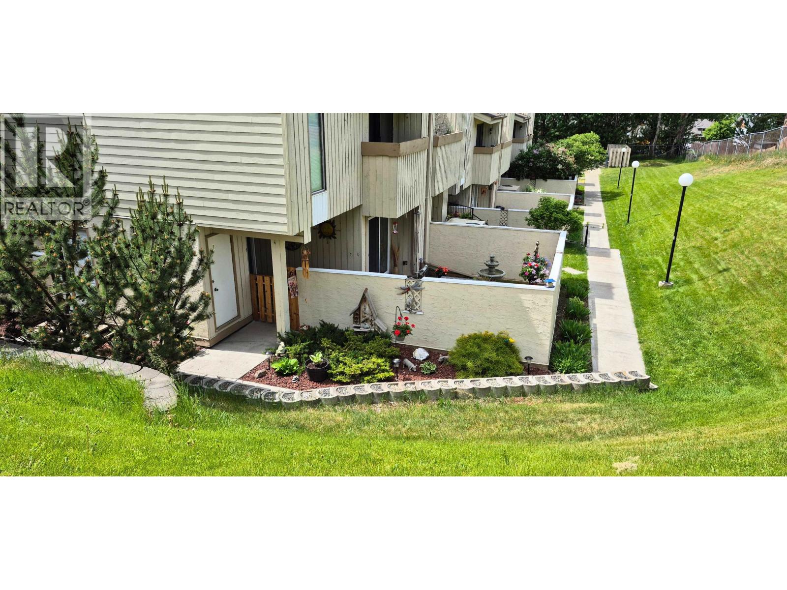 26 800 2ND Avenue - photo 2