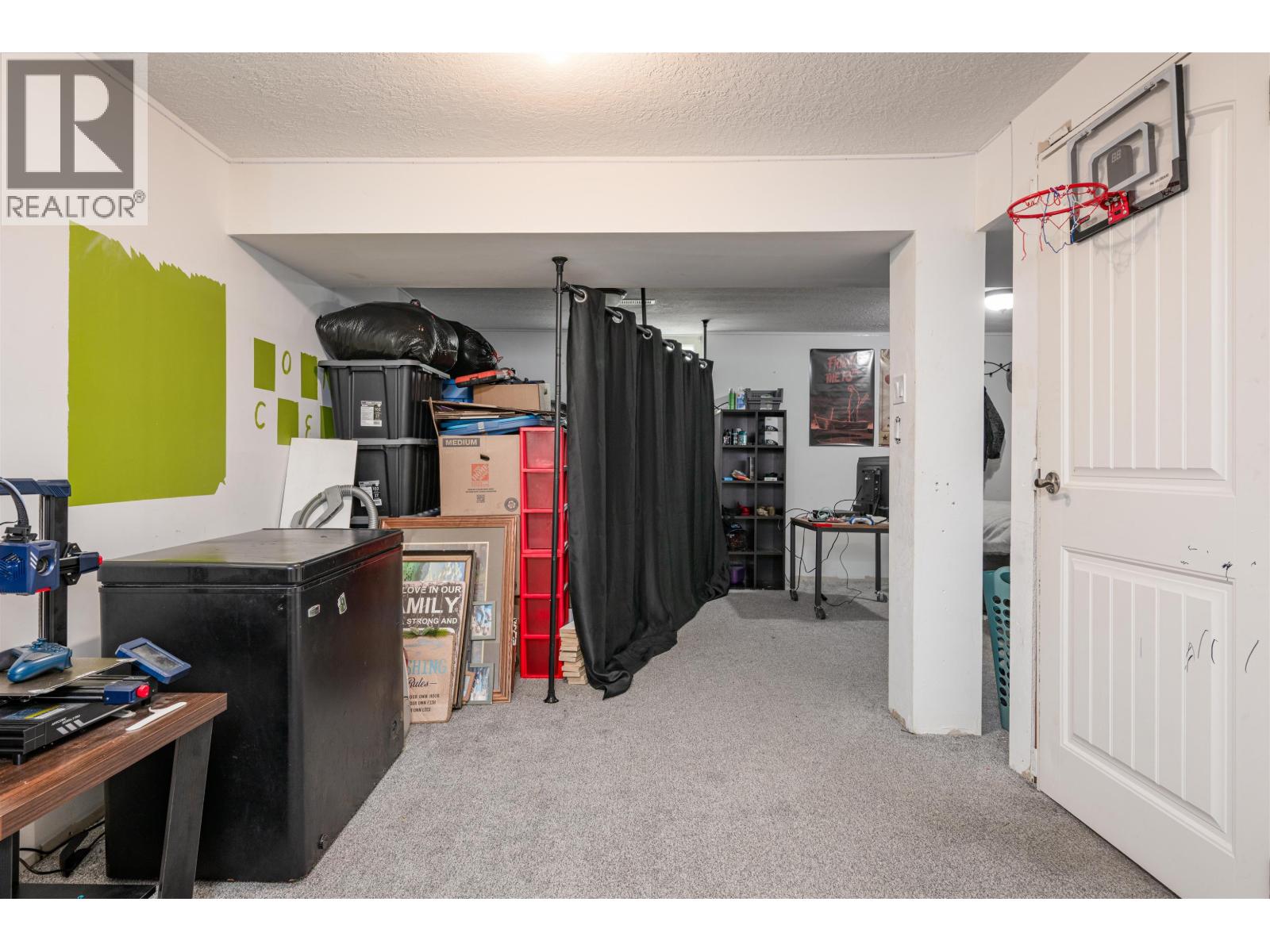 2145 AINTREE DRIVE - 32