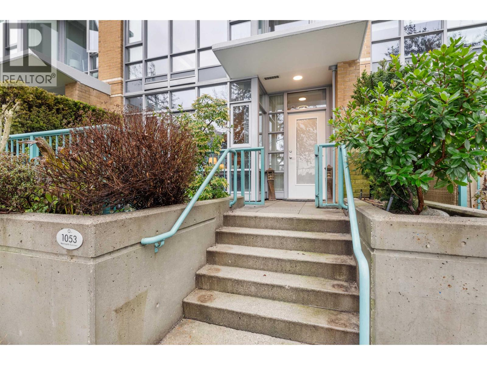 2 Bed, 3 Bath Townhouse for Sale in Vancouver – 1053 MARINASIDE CRESCENT, Vancouver – MLS# R3122056 - Image 31