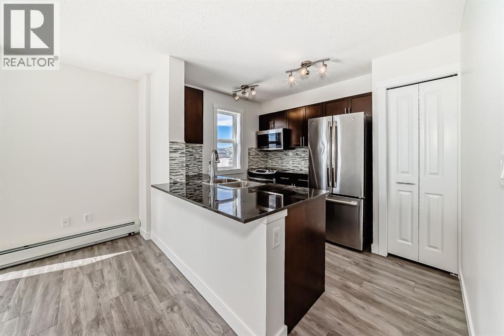 #707 10 Kincora Glen Park NW - 6