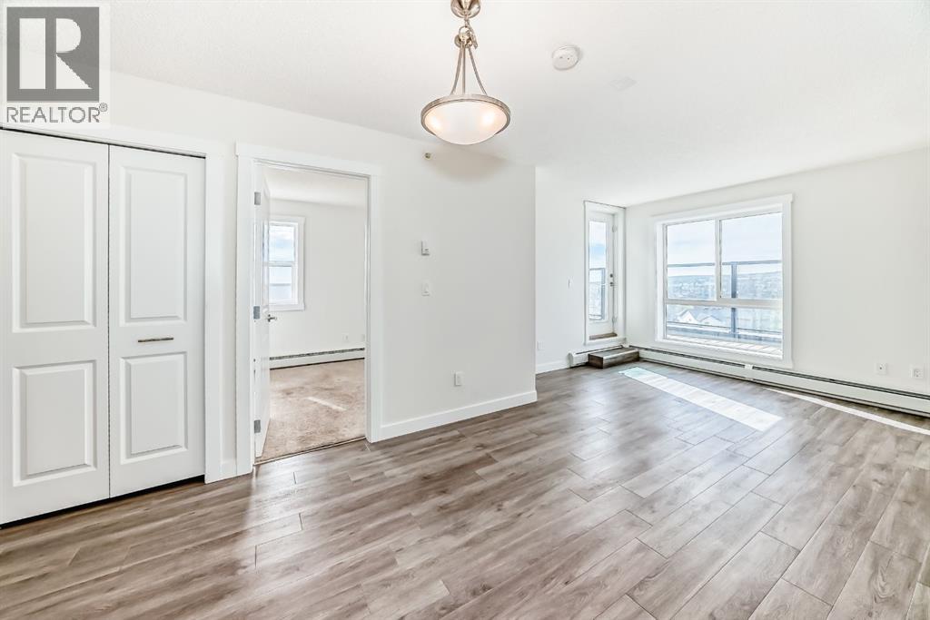 #707 10 Kincora Glen Park NW - 16